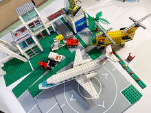 Lego City Airport from 2004 Lego 10159-1
