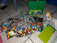 Lego Collection - Mixed Pieces + Minifigures Lego