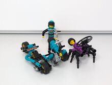 Lego Set 8233, Blue Thunder Vs. The Stinger Lego 8233