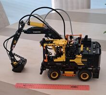 Lego Technic - Volvo EW160, Lego 42053, Adele van Dyk, Technic, Port Elizabeth