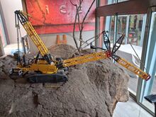 Liebherr Crawler Crane LR Lego 13000