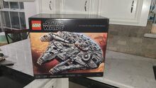 Millennium falcon sealed box set Lego 75192