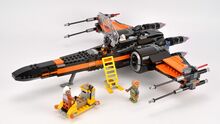 Poe's X-Wing Fighter Lego