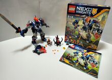 The King's Mech Lego 70327