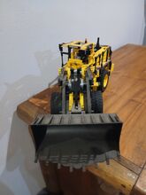 Volvo loader Lego 42030 