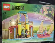 Wicked Glinda, Elphaba & Nessarose at Shiz Uni Lego 75681
