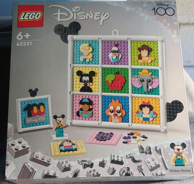 100 years of Disney ani.ation, Lego 43221, oldcitybricks.com.au, Disney, Dubbo