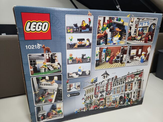 10218 Pet Shop ( sealed new in box ), Lego, Jo, Creator, Singapore , Image 2