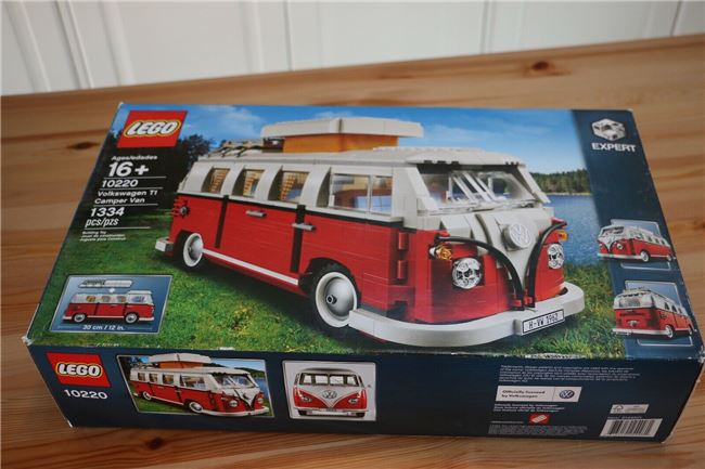 2011 Volkswagen T1 Camper Van, Lego 10220, Christos Varosis, Creator