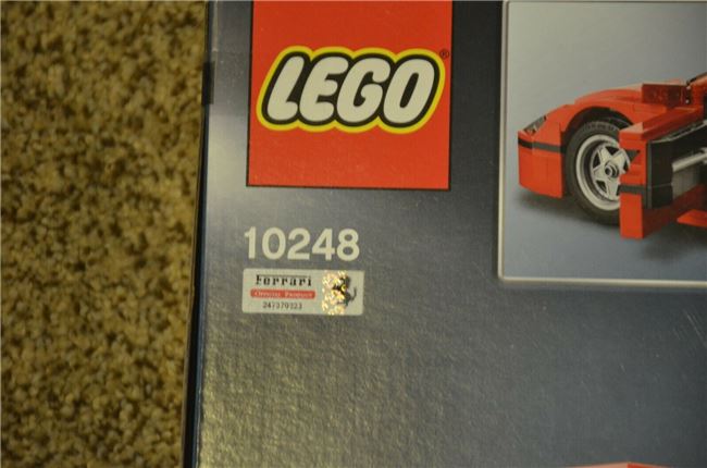 2015 Creator Ferrari F40, Lego 10248, Christos Varosis, Creator, Abbildung 4