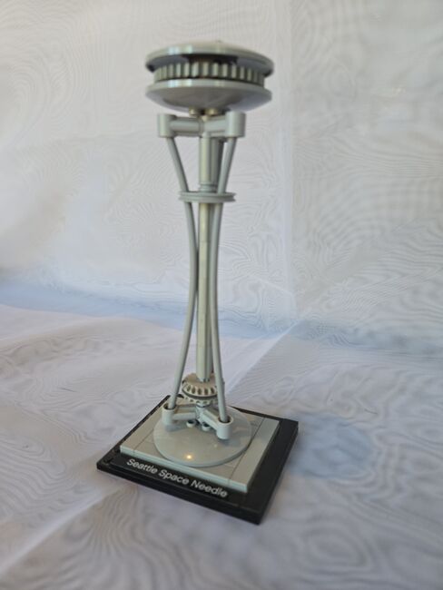 21003 LEGO ARCHITECTURE Seattle Space Needle, Lego 21003, Ilse, Architecture, Johannesburg, Image 3