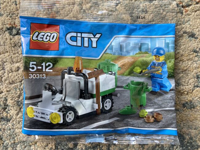 30313: Garbage Truck - Retired & Hard to find Poly Bag, Lego 30313, T-Rex (Terence), City, Pretoria East