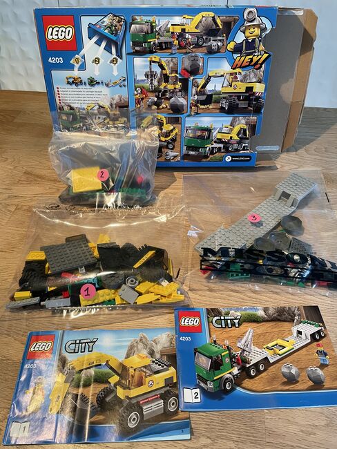 4203 CITY Mining Excavator Transporter, Lego 4203, Jonathan Gray, City, Image 2