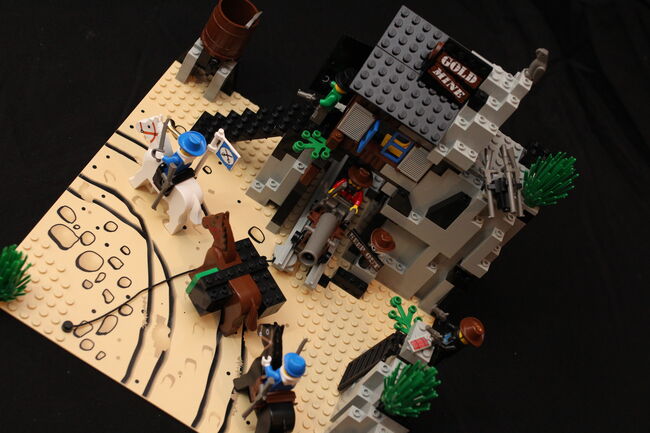 6761 LEGO Western Cowboys Bandit's Secret Hide-Out, Lego 6761, PBlokker, Western, Heidelberg, Image 2