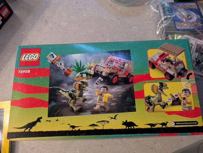 76958 LEGO Jurassic World Jurassic Park Dilophosaurus Ambus, Lego 76958, Rishi Khan, Jurassic World, Toronto, Image 2