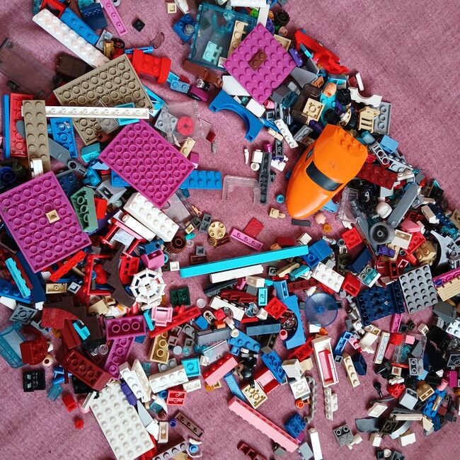 A box full of legos, Lego, Tasneem , City, Johannesburg , Image 3