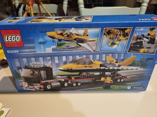 AIRSHOW LEGO TRUCK AND JET, Lego 60389, Natalie, City, Murrumba Downs