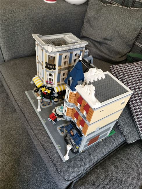 Assembly square 10255, Lego 10255, Mark, Creator, Wolverhampton, Abbildung 7