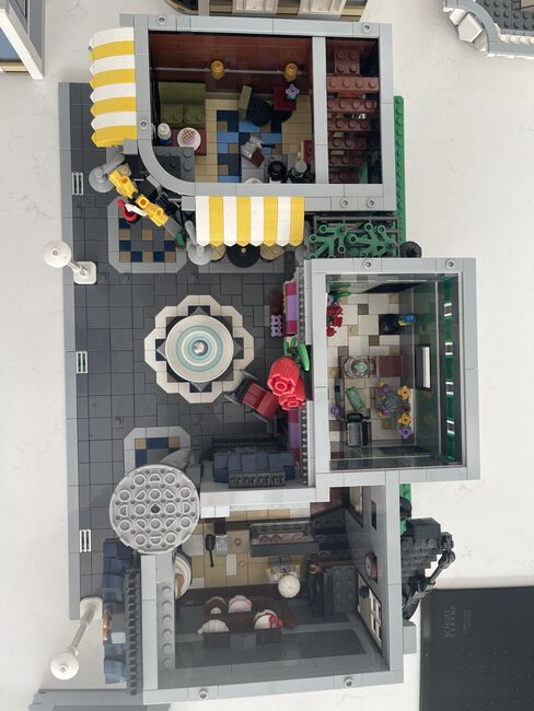 Assembly Square, Lego 10255, Karl Dirckx, Modular Buildings, Abbildung 7