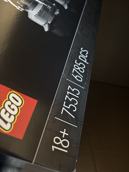 AT - AT STAR WARS BRAND NEW, Lego, Lisa Rees, Star Wars, Cardiff, Abbildung 4