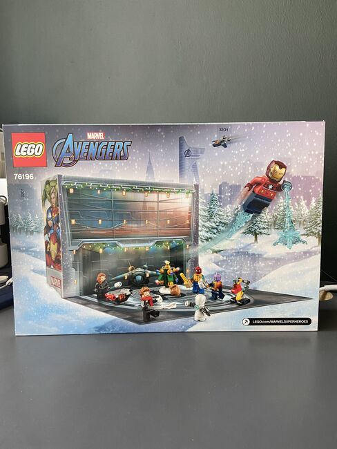 The Avengers Advent Calendar, Lego 76196, T-Rex (Terence), Marvel Super Heroes, Pretoria East, Image 3