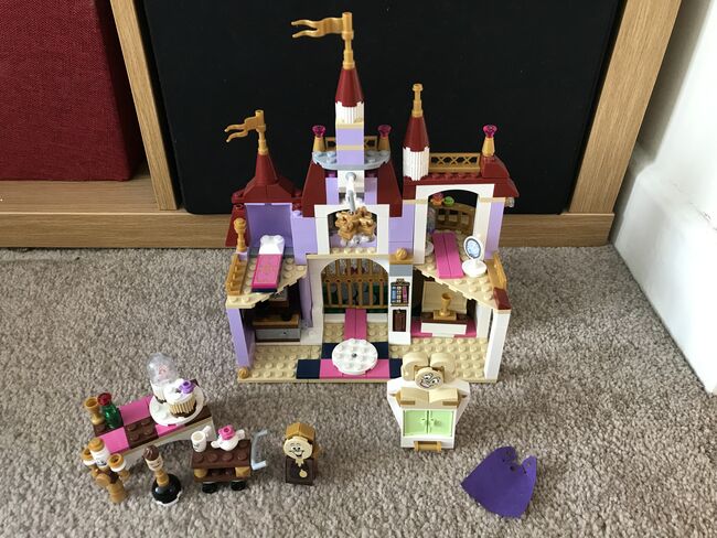 Belle’s Enchanted Castle, Lego 41067, Lucy, Disney Princess, Bognor Regis , Abbildung 2
