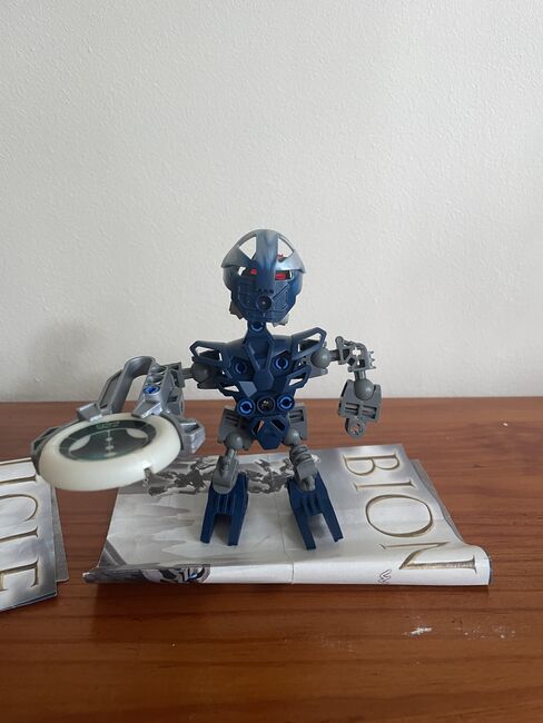 Bionicle Nuhri 8607 + Vhisola 8608 (matron of metru nui), Lego 8607, Kieran, Bionicle, Durban, Image 2