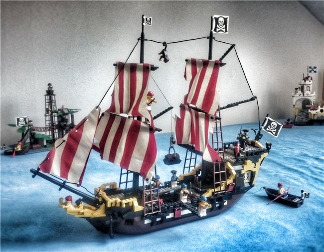 lego pirate ship black seas barracuda