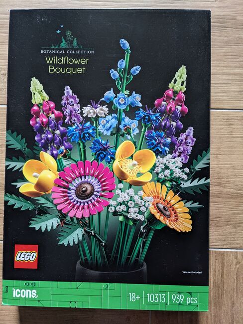 Botanical Collection Wildflower Bouquet, Lego 10313, Sarah Turner, other, Bristol