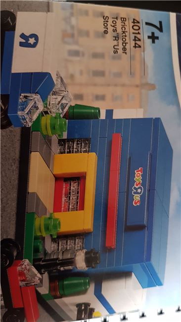 Bricktober Toys R Us Store, Lego 40144, WayTooManyBricks, Diverses, Essex
