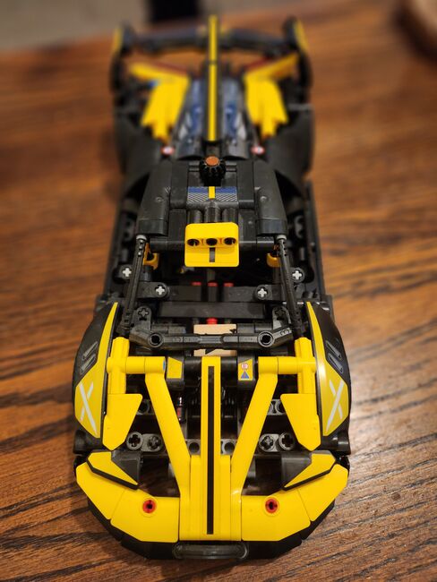 Bugatti bolide racing car, Lego 42151, Lucy, Technic, Bristol, Image 2