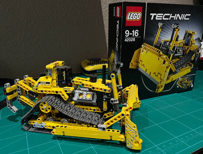 Bull Dozer, Lego 42028, Sean, Technic, Randburg, Johannesburg, Abbildung 2