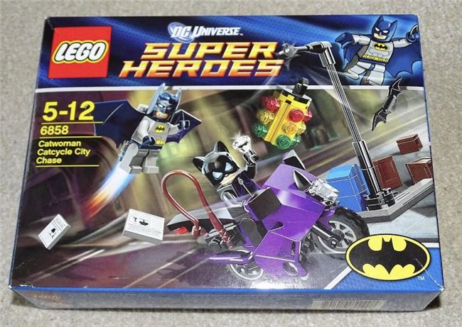 for sale online 6858 LEGO Batman Catwoman Catcycle City Chase