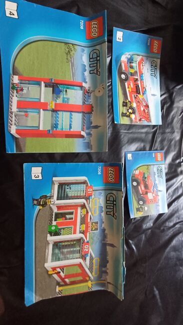 City lego and other kits , open to offers., Lego, Paul Balmforth , City, Berea, Abbildung 8