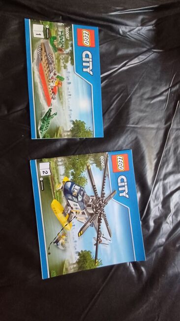 City lego and other kits , open to offers., Lego, Paul Balmforth , City, Berea, Abbildung 3