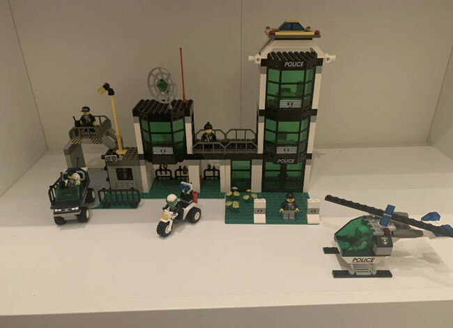 Command Post Central, Lego 6332, Dan, Town, Stockport , Abbildung 2