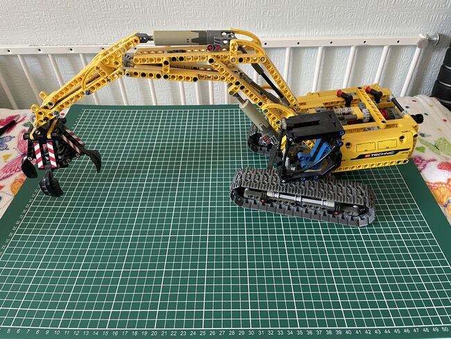 Crane/Digger, Lego, john Barton, Technic, Kingswinford