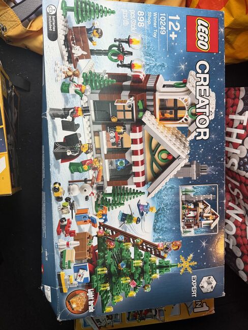 Crestor winter toy village shop, Lego 10249, Hannah, Creator, south ockendon