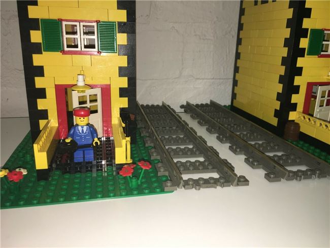 Custom House - Train Signal Box / Lego bricks, Lego, Spiele-Truhe Vintage (Spiele-Truhe Vintage), Diverses, Hamburg, Abbildung 2