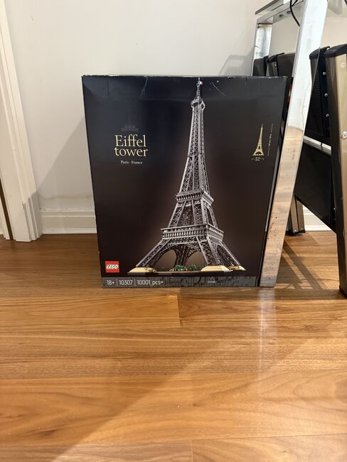 Eiffel Tower, Lego, Kate McKenna, Architecture, Dublin 