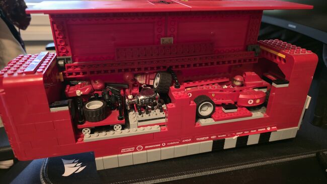 Ferrari F1 Team Transporter (Set 8654, 2005), Lego 8654, Marco, Racers, Netstal
