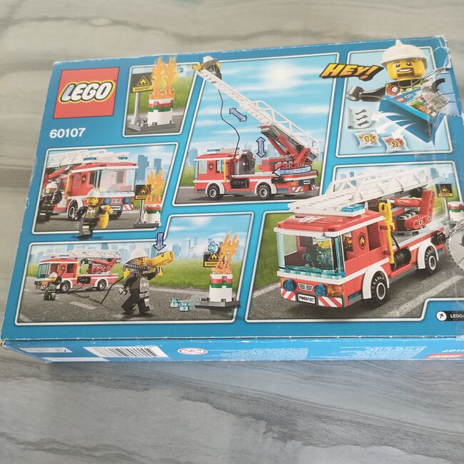 FIRE LADDER TRUCK, Lego 60107, Mandy Bleach, City, East London, Abbildung 3