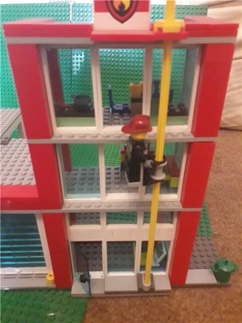 Fire Station, Lego 60004, OtterBricks, City, Pontypridd, Abbildung 3