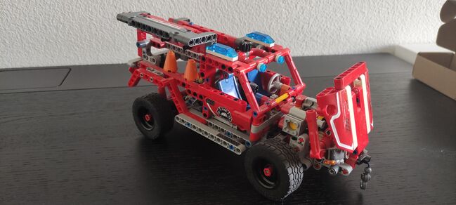 First Responder, Lego 42075, Enea, Technic, Riedholz, Image 2