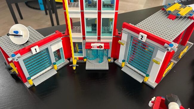 Four sets: Lego City Fire Station + truck + truck + rescue set, Lego 60110 + 60111 + 60214 + 60107, Adam Alexander, City, Cape Town, Image 5