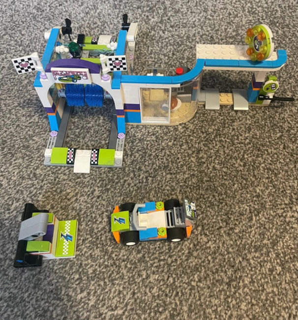 Friends Car Wash, Lego 41350, Kirsty, Friends