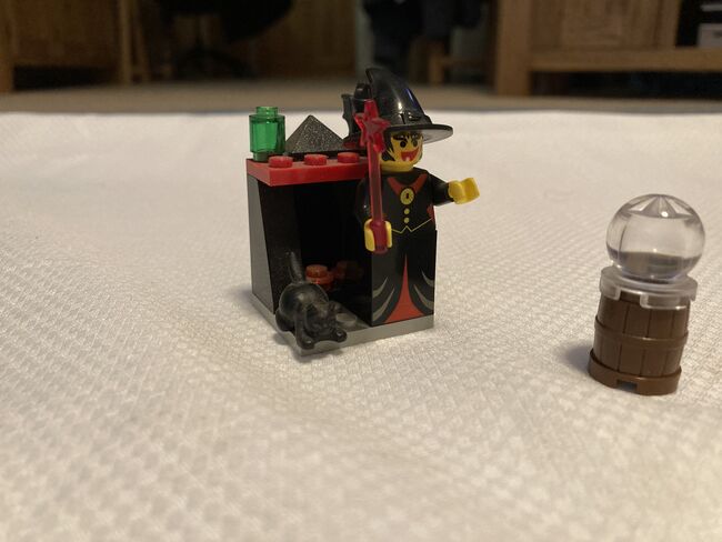 Fright Knights - Witches Fireplace, Lego 2872, John Barnes, Castle, Canterbury, Image 3