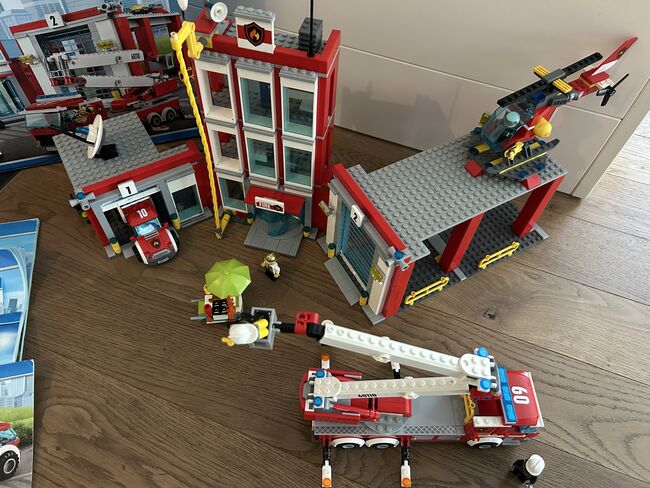 Grosse Feuerwehrwache, Lego 60110, Janine, City, Diepoldsau , Abbildung 2