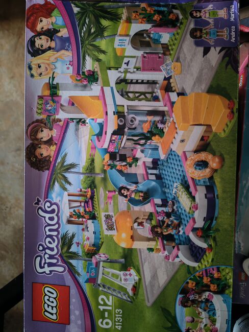 Heart Lake summer pool friends, Lego 41313, Nikki, Friends, Gauteng 