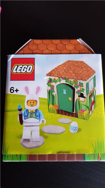 Iconic Easter, Lego 5005249, WayTooManyBricks, Minifigures, Essex